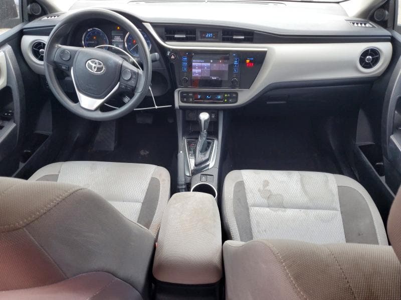 2019 TOYOTA COROLLA LE 8