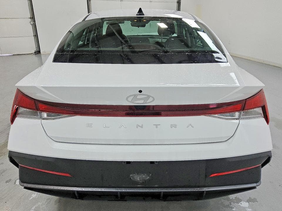 2024 HYUNDAI ELANTRA SEL 6