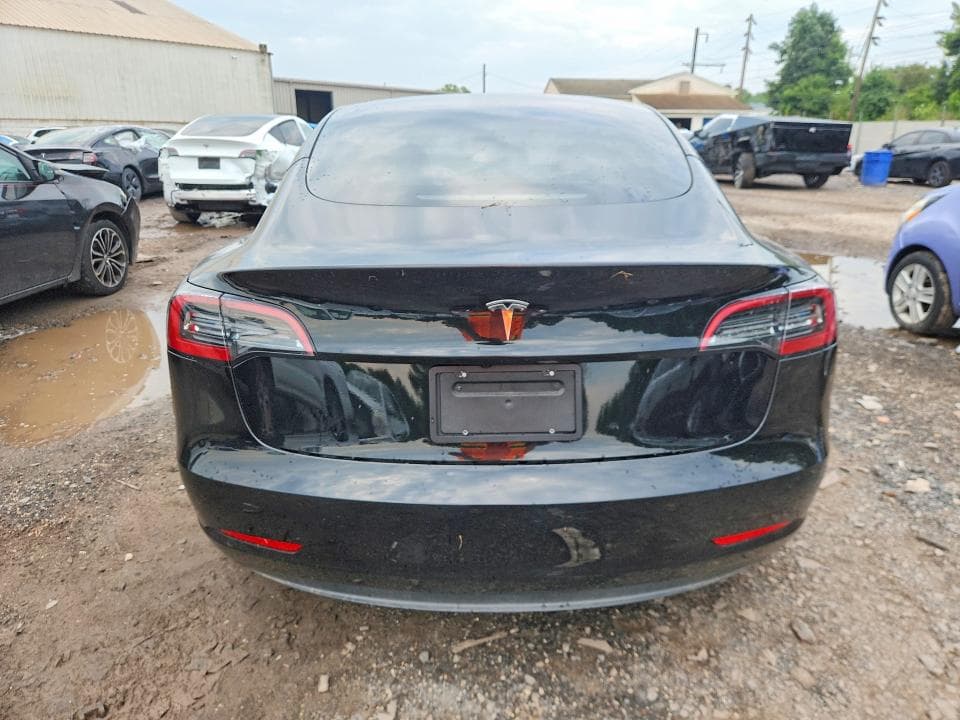 2023 TESLA MODEL 3 6
