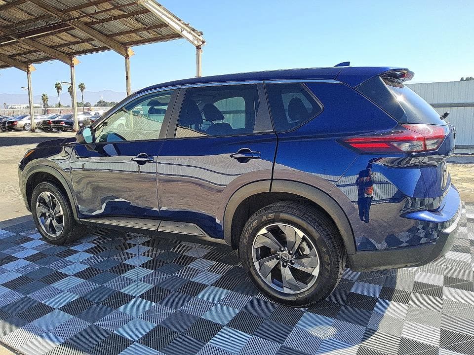 2025 NISSAN ROGUE SV 2