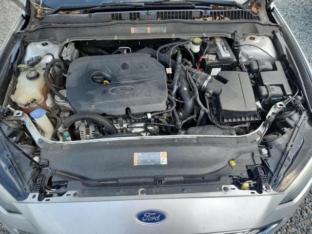 2017 FORD FUSION SE 11