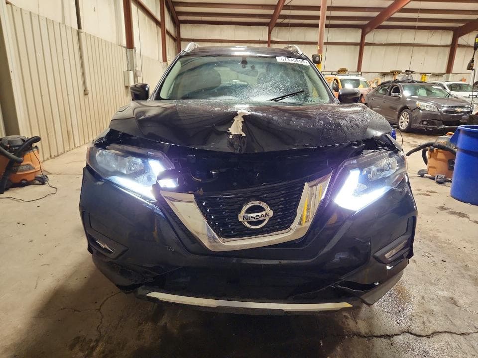 2017 NISSAN ROGUE SV 5