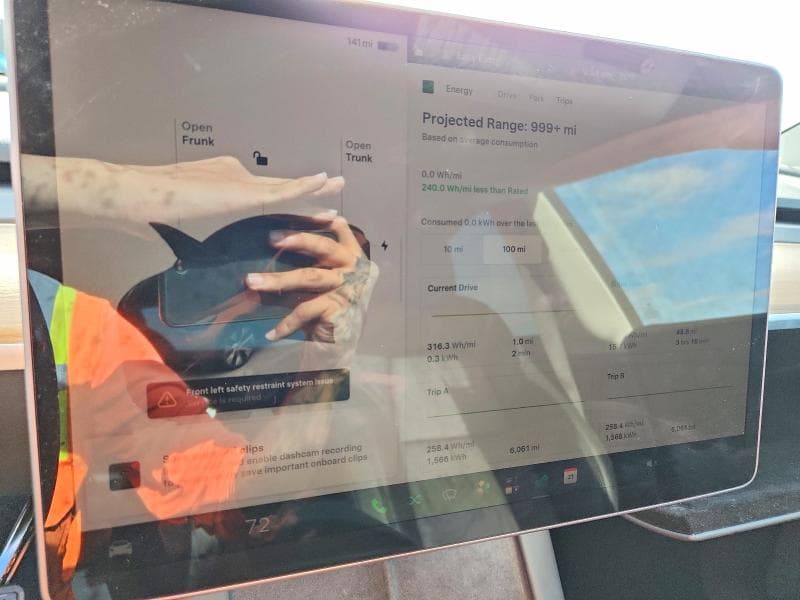 2023 TESLA MODEL Y 9
