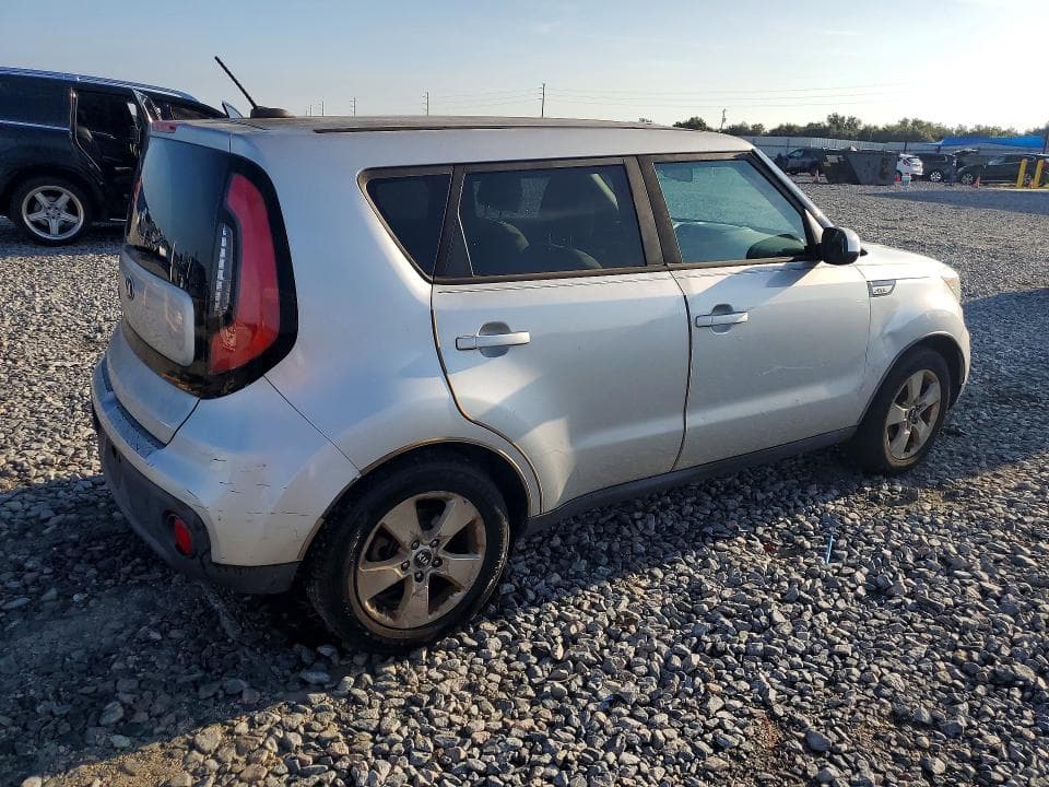 2017 KIA SOUL BASE 3