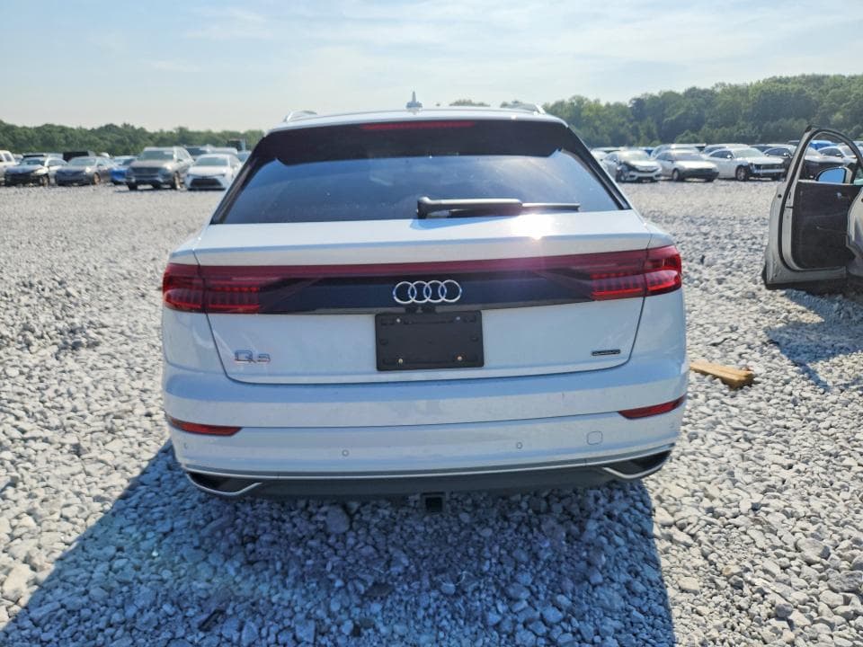 2023 AUDI Q8 PREMIUM 6