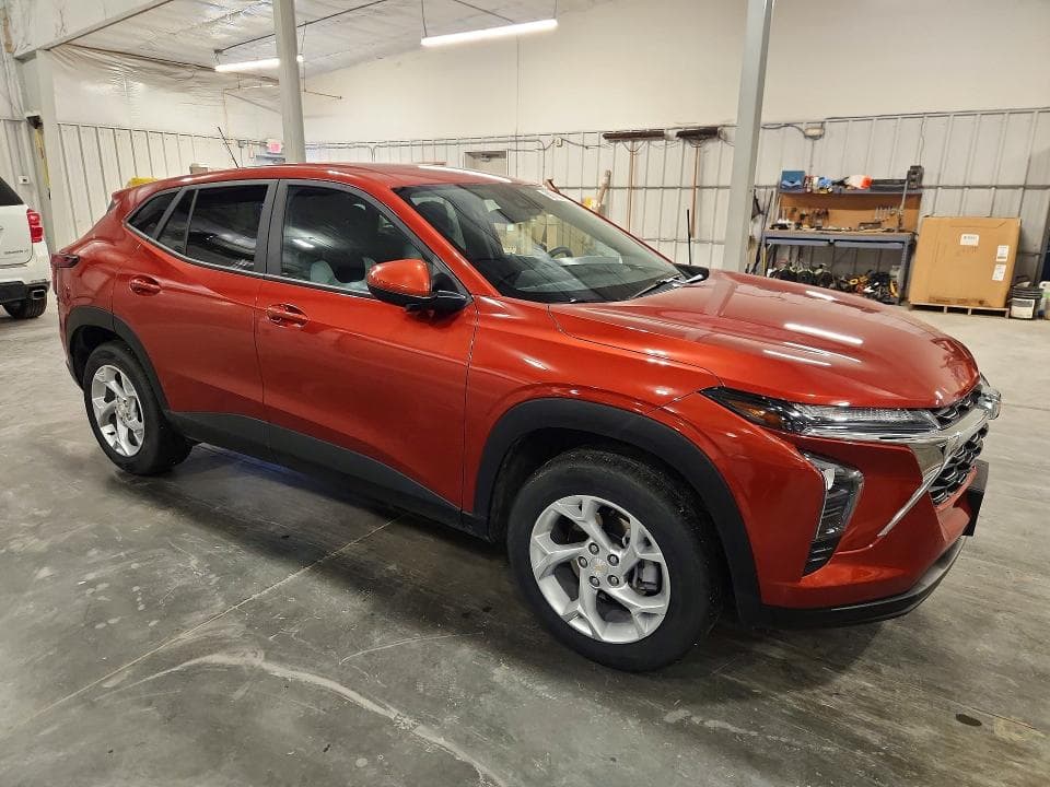 2024 CHEVROLET TRAX LS 4
