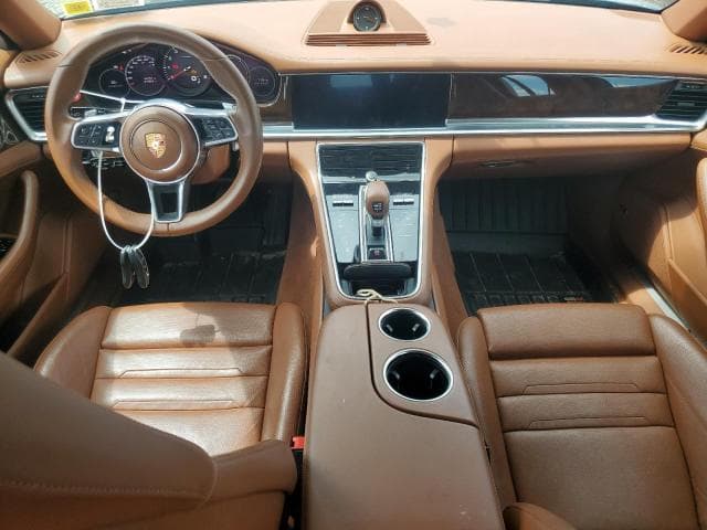 2018 PORSCHE PANAMERA 4 8