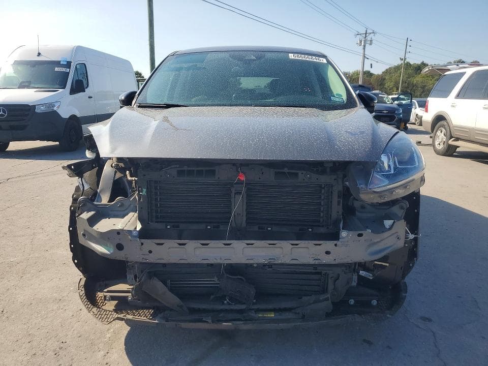 2021 FORD ESCAPE SE 5
