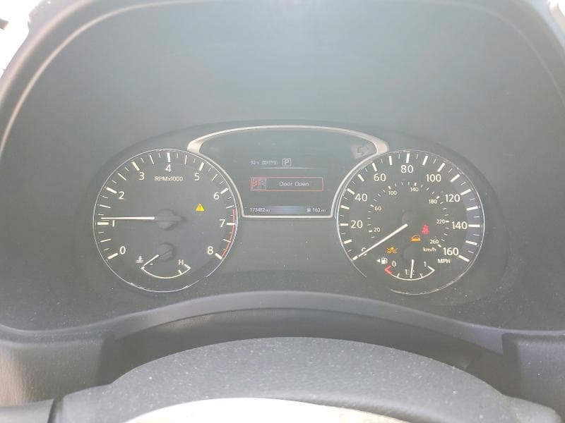 2018 NISSAN PATHFINDER S 9