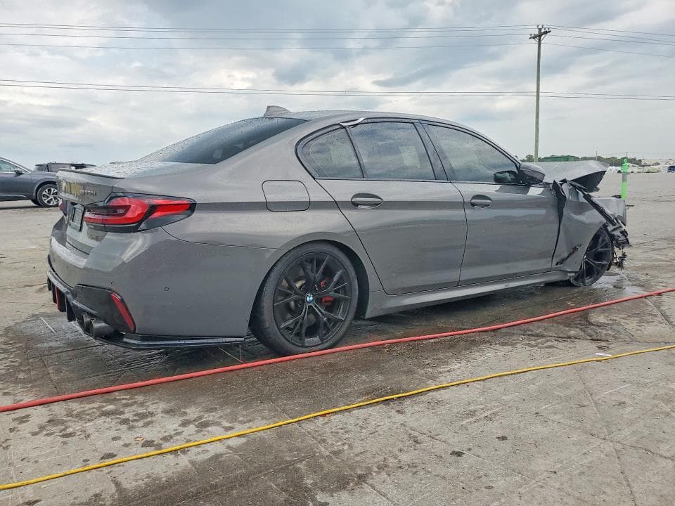 2021 BMW M550XI 3