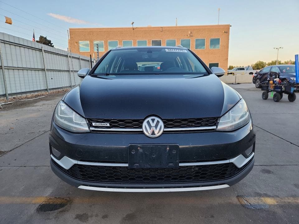 2019 VOLKSWAGEN GOLF ALLTRACK S 5
