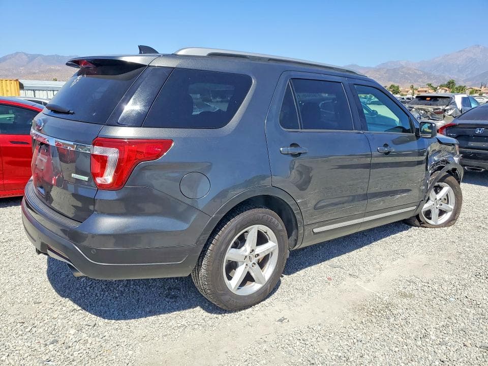 2019 FORD EXPLORER XLT 3