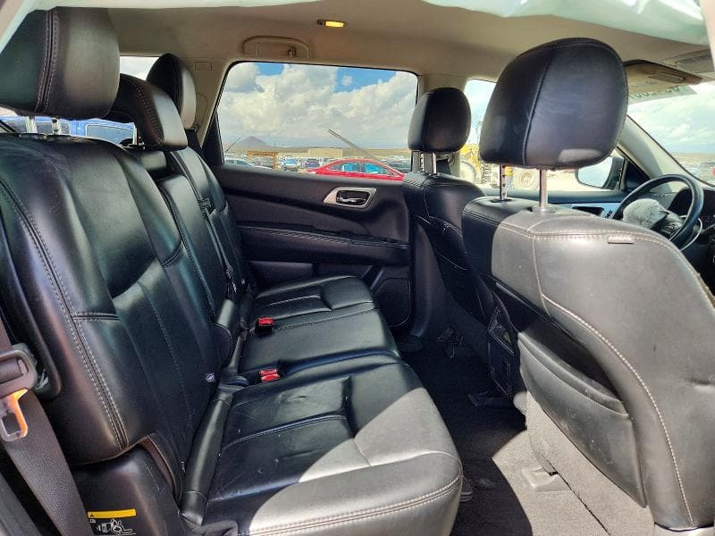 2017 NISSAN PATHFINDER SL 10