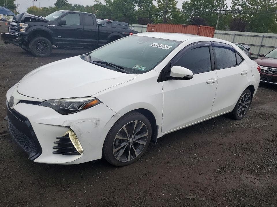2017 TOYOTA COROLLA SE - 1