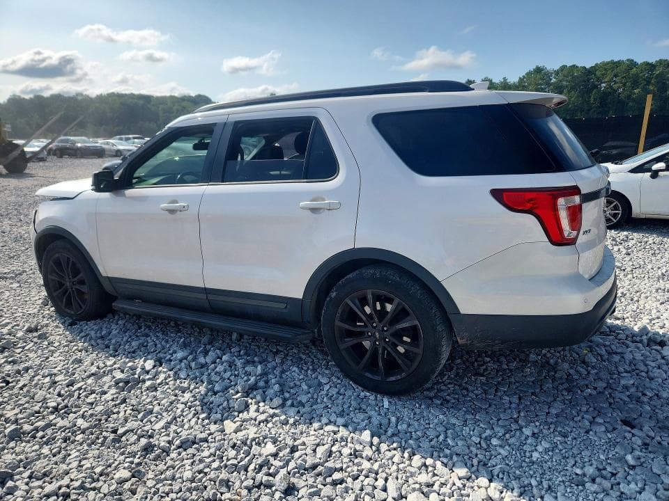 2017 FORD EXPLORER XLT 2