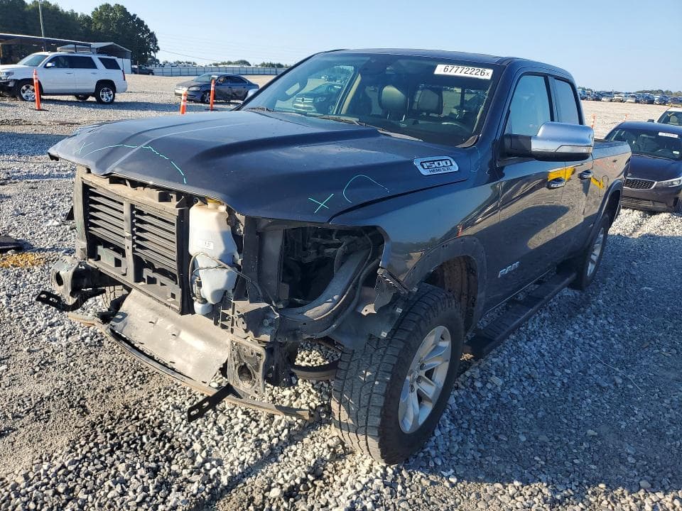 2019 RAM 1500 LARAMIE - 1