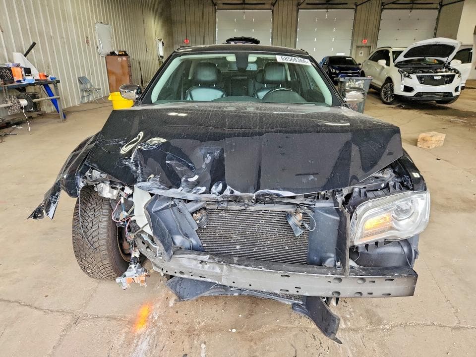 2017 CHRYSLER 300C 5