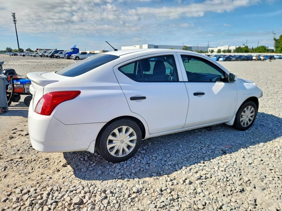 2018 NISSAN VERSA S PLUS 3