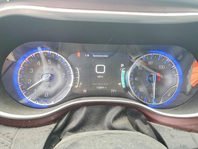 2019 CHRYSLER PACIFICA LIMITED 9