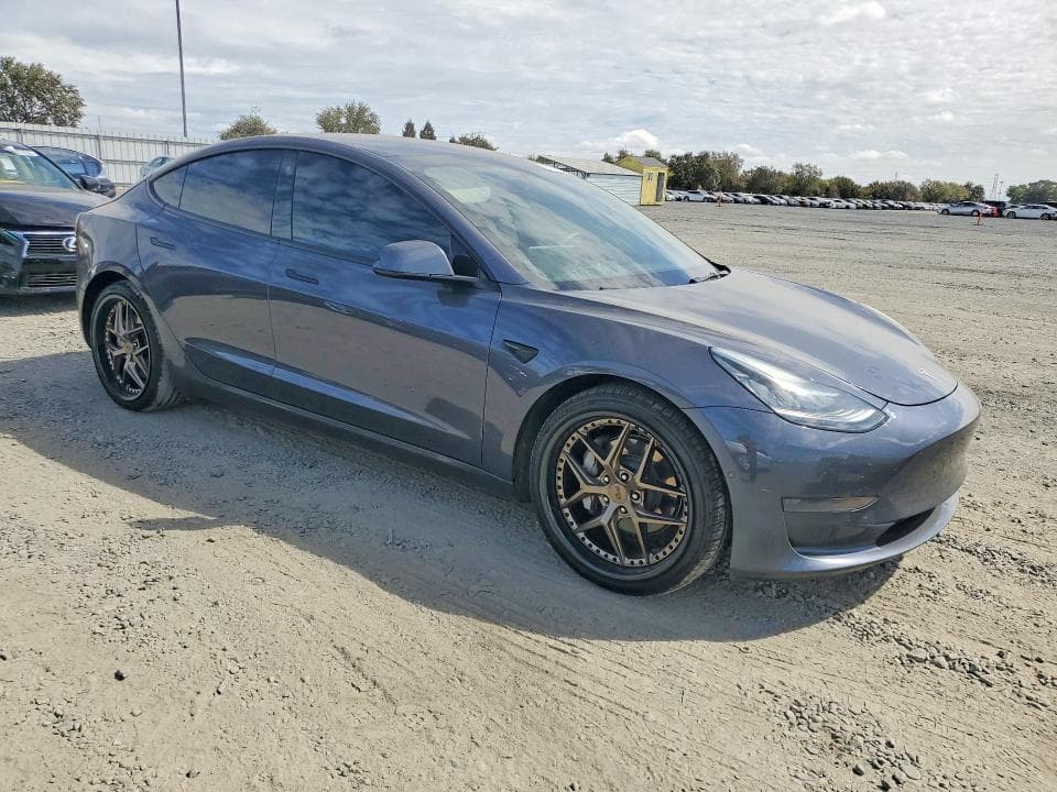 2022 TESLA MODEL 3 4