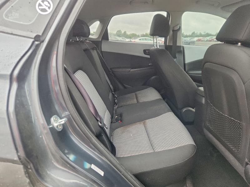 2020 HYUNDAI KONA SE 11