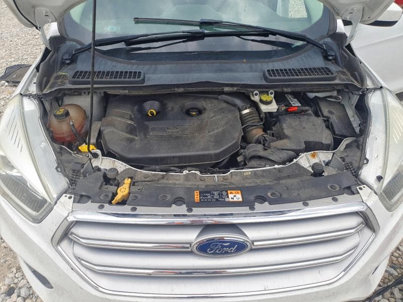 2017 FORD ESCAPE SE 12