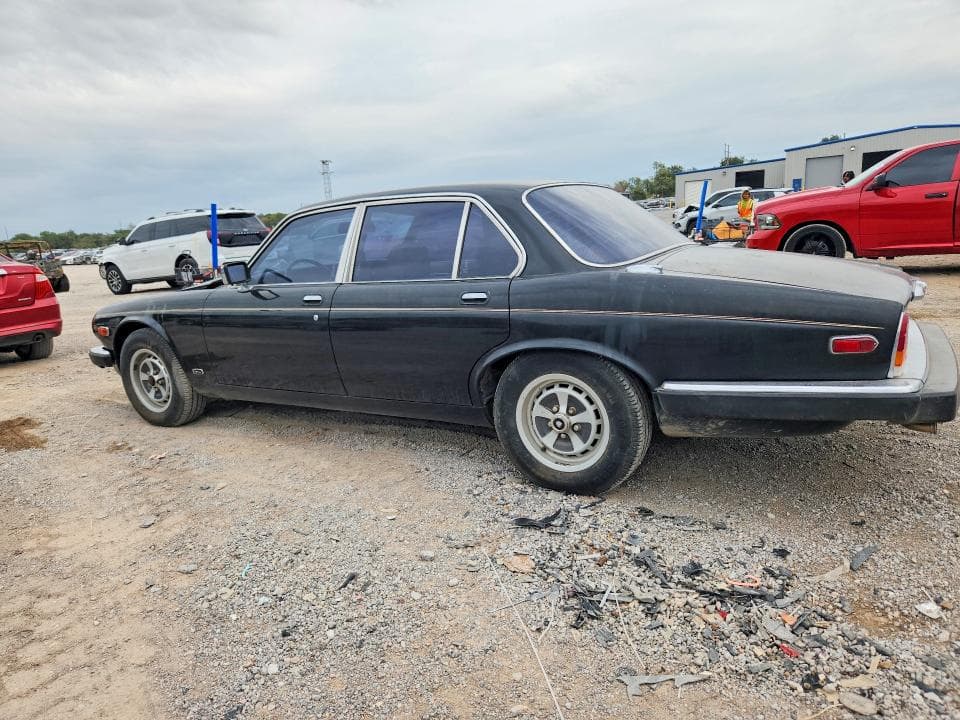 1984 JAGUAR XJ6 2