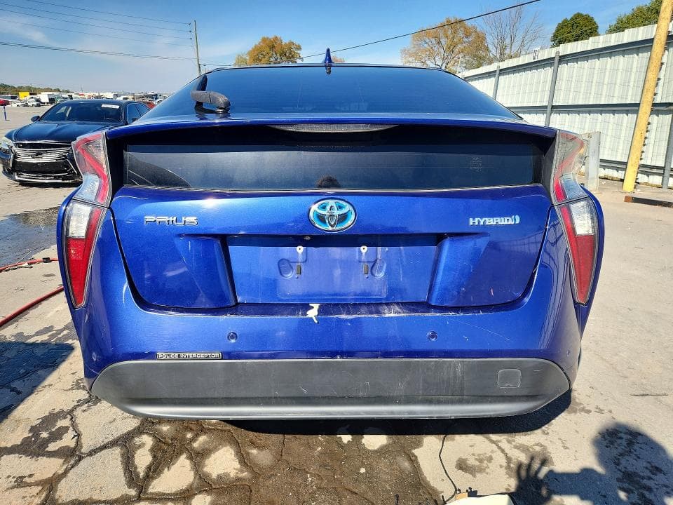 2017 TOYOTA PRIUS TWO 6