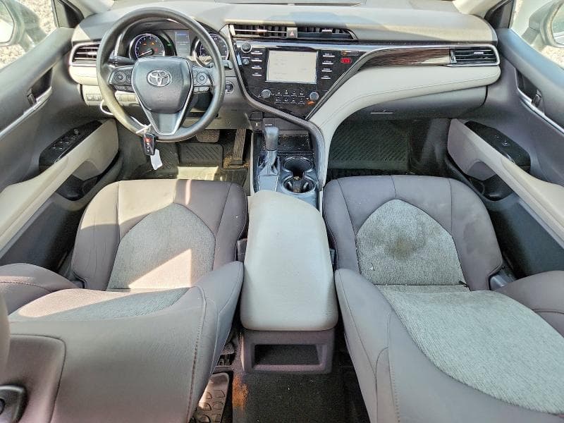 2019 TOYOTA CAMRY LE 8