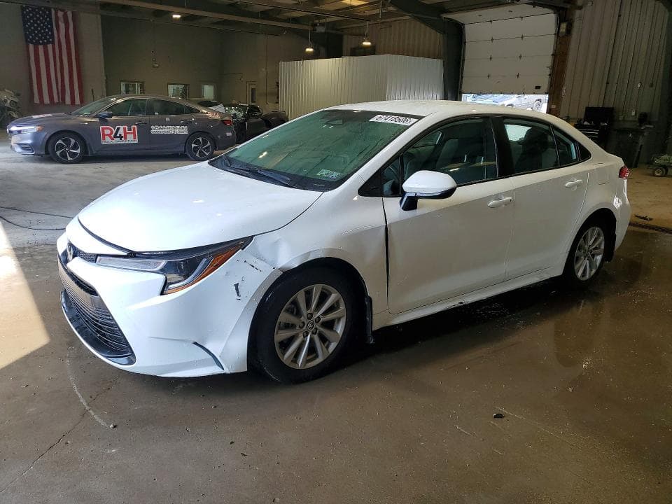 2026 TOYOTA COROLLA LE - 1