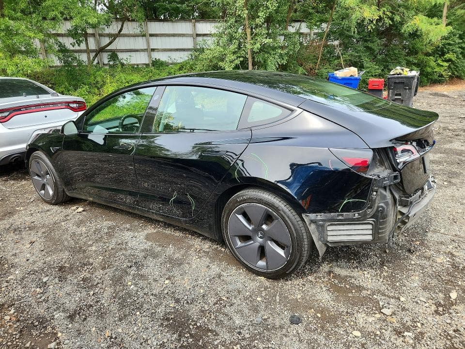 2022 TESLA MODEL 3 2