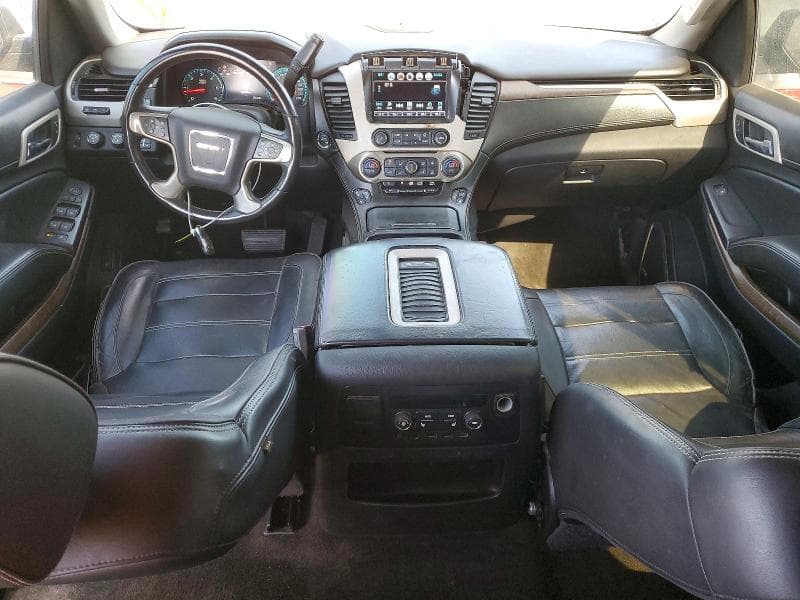 2018 GMC YUKON DENALI 8