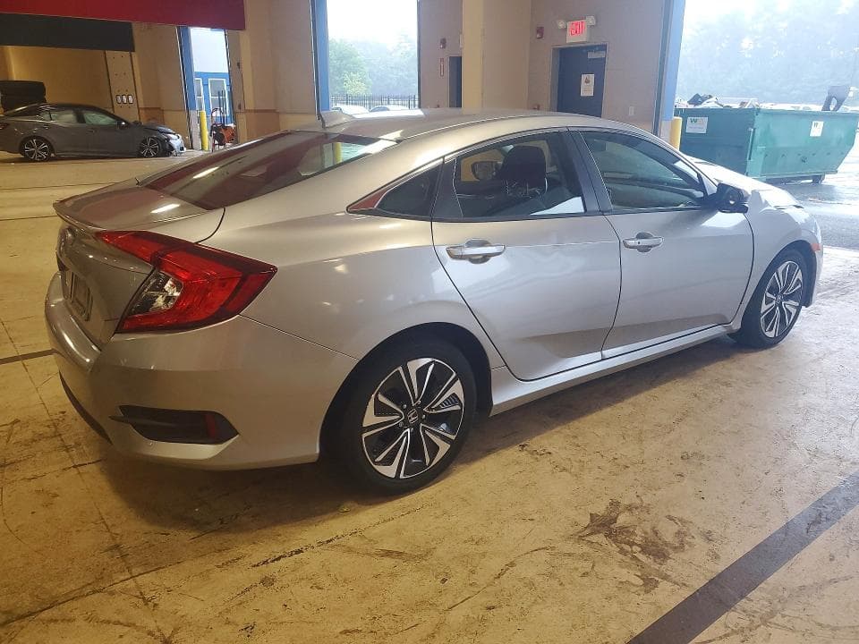 2018 HONDA CIVIC EX 3