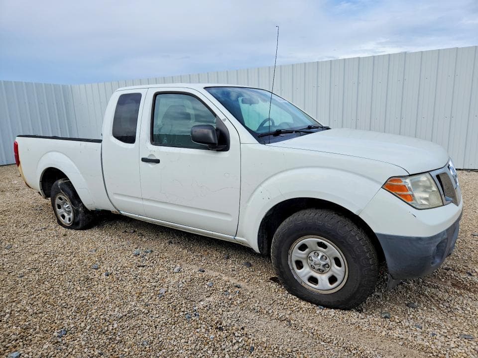 2019 NISSAN FRONTIER S 4