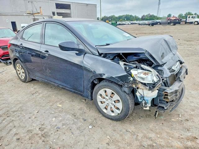 2017 HYUNDAI ACCENT SE 4