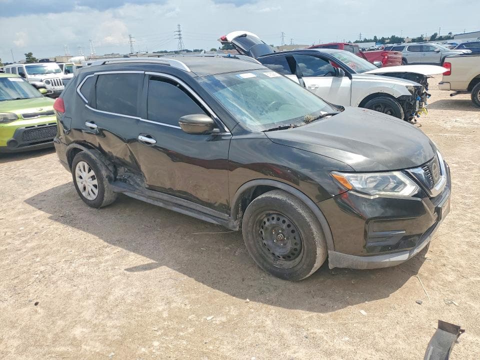 2017 NISSAN ROGUE SV 4