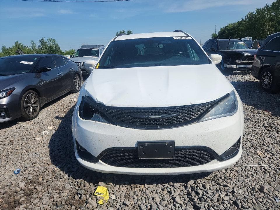 2019 CHRYSLER PACIFICA TOURING L PLUS 5
