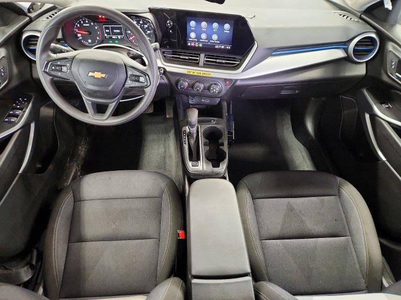 2025 CHEVROLET TRAX LS 8