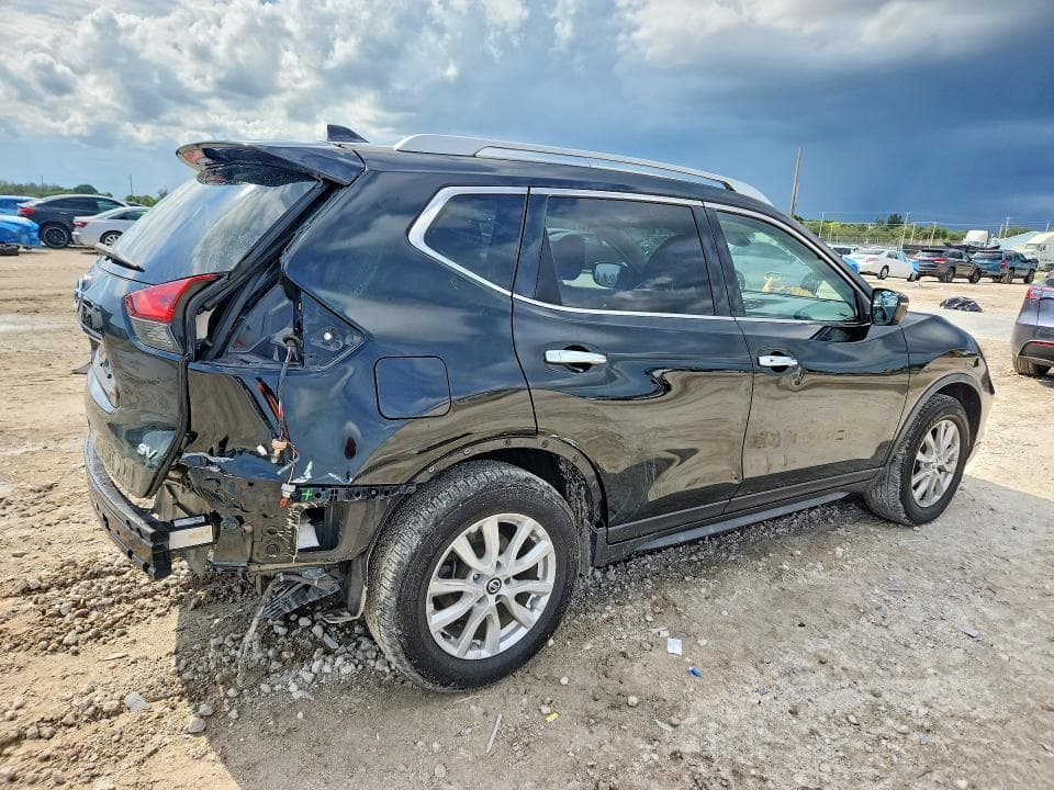 2020 NISSAN ROGUE SV 3