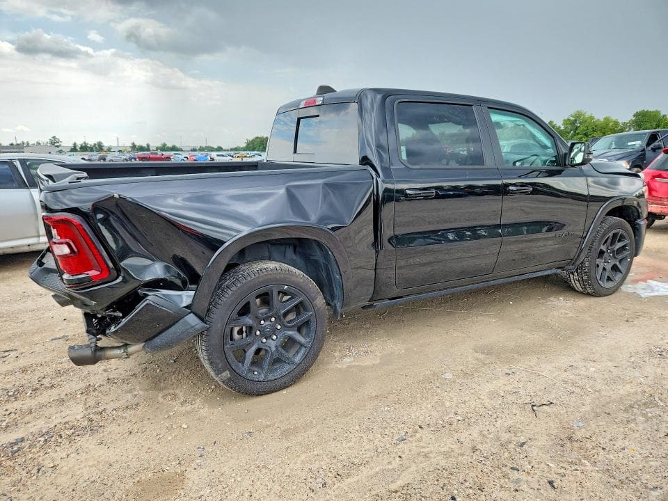 2025 RAM 1500 LARAMIE 3