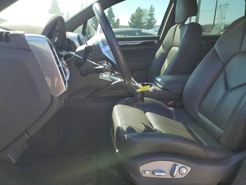 2017 PORSCHE CAYENNE SE HYBRID PLATINUM 7