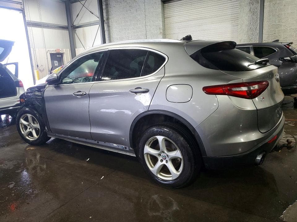 2018 ALFA ROMEO STELVIO 2