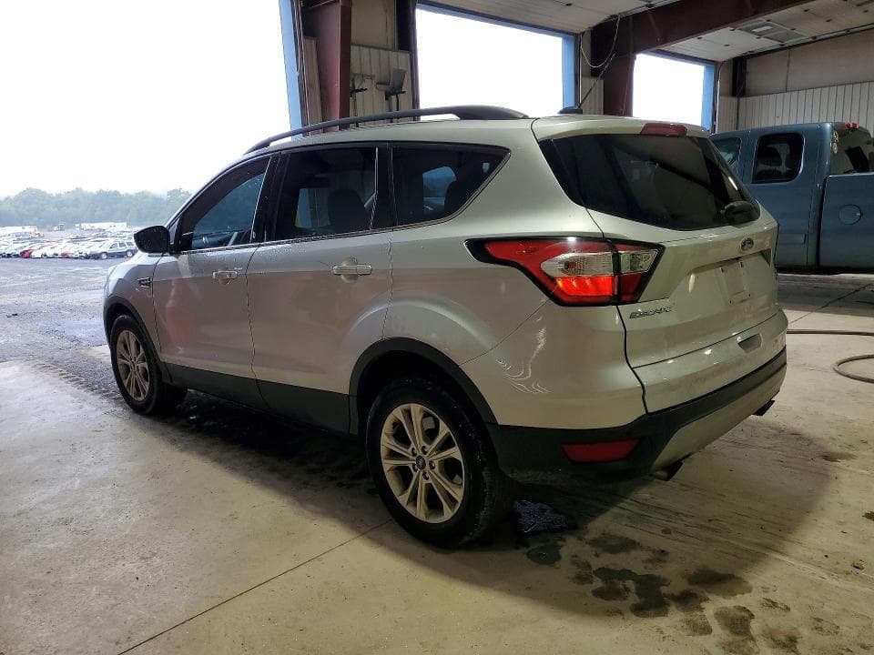 2018 FORD ESCAPE SE 2