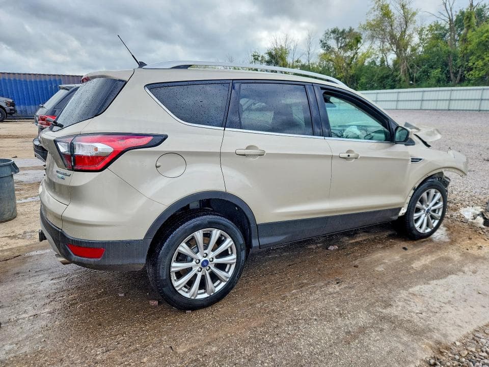 2018 FORD ESCAPE TITANIUM 3