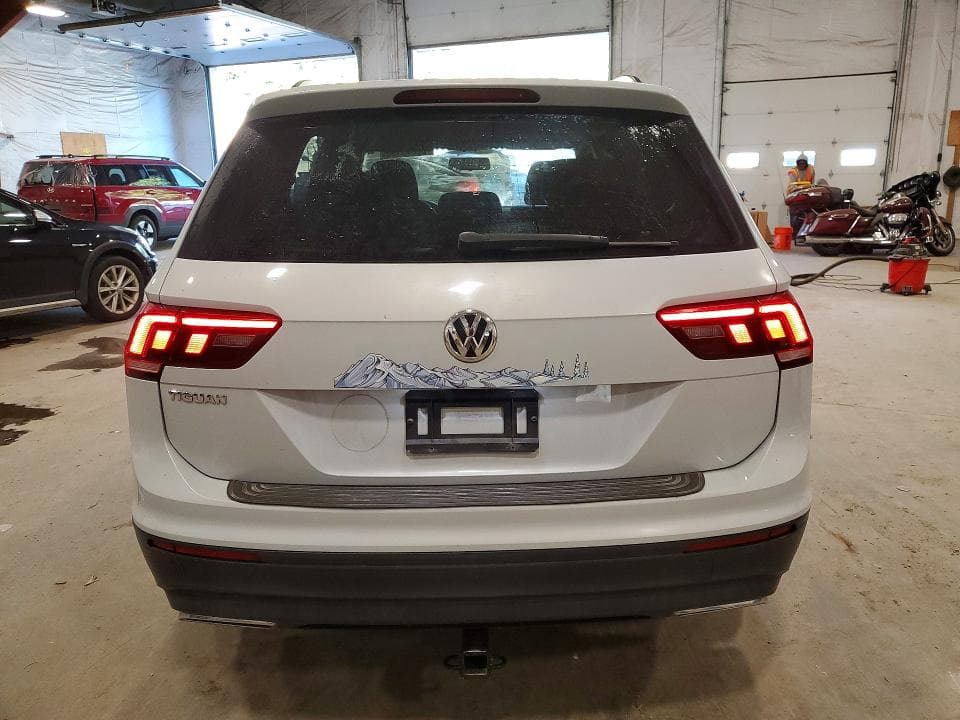 2019 VOLKSWAGEN TIGUAN S 6