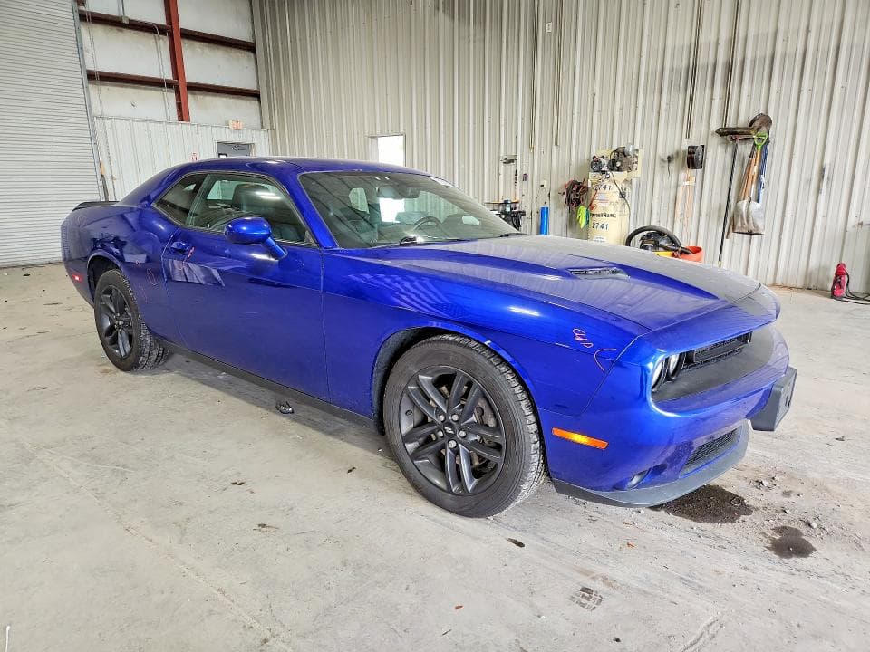 2019 DODGE CHALLENGER SXT 4