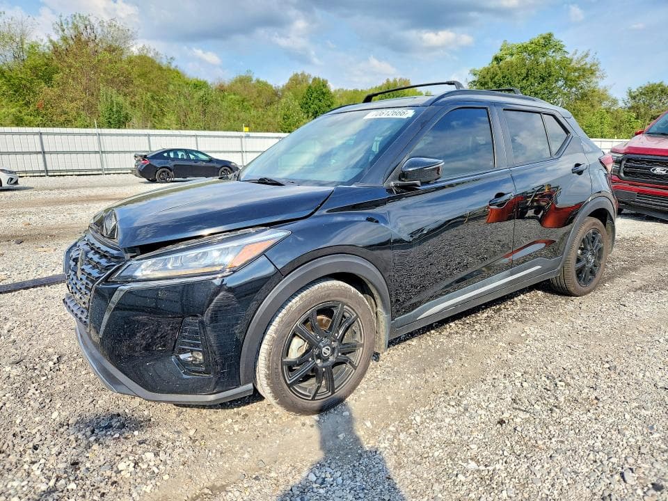 2021 NISSAN KICKS SR