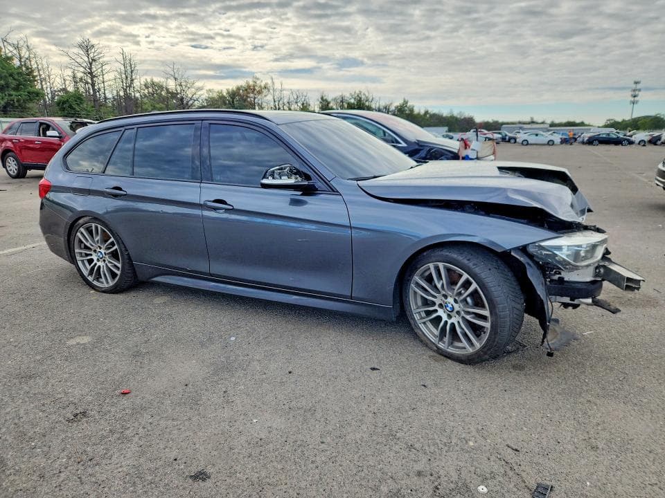 2018 BMW 330 XI 4