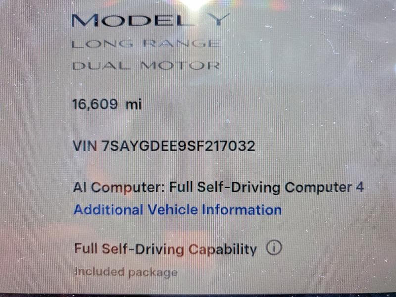 2025 TESLA MODEL Y 9