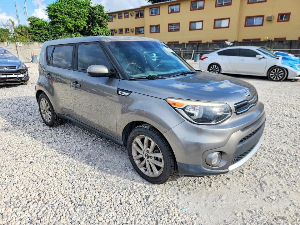 2017 KIA SOUL + 4